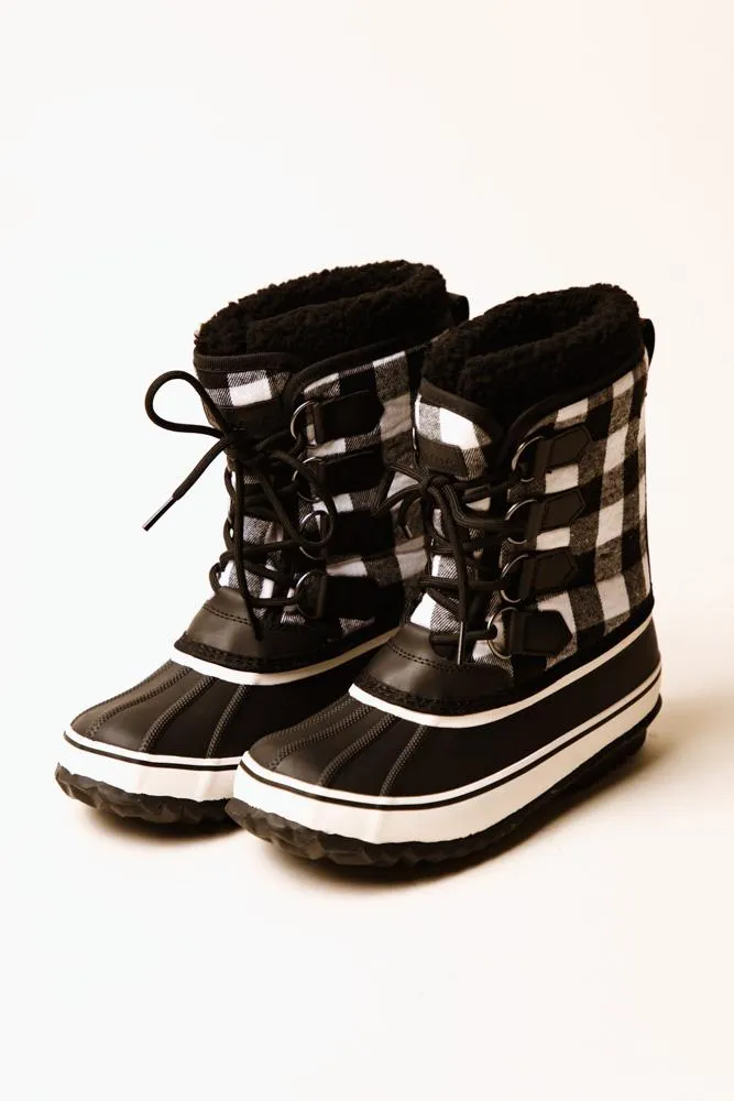 Nava Sport Boots in Plaid